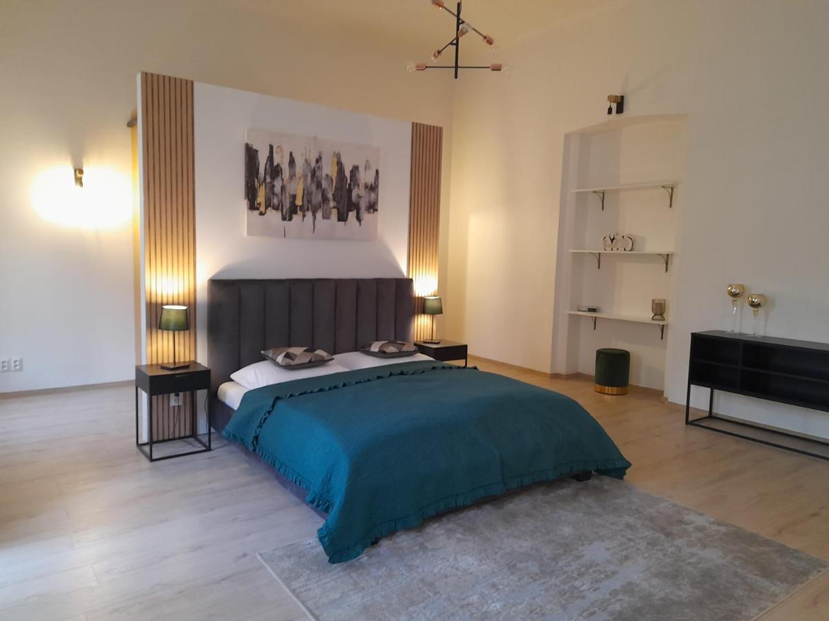 Entrez Apartment 3 - Historical Centre Košice Esterno foto