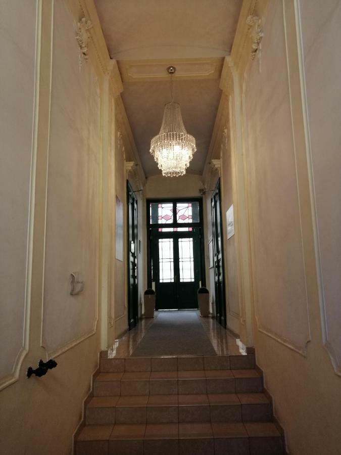 Entrez Apartment 3 - Historical Centre Košice Esterno foto