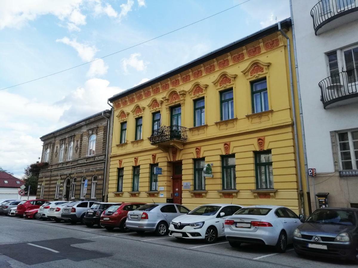 Entrez Apartment 3 - Historical Centre Košice Esterno foto
